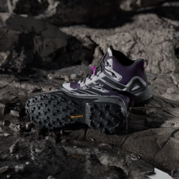 Chaussures de randonnée Terrex Skychaser Mid Gtx femme Adidas